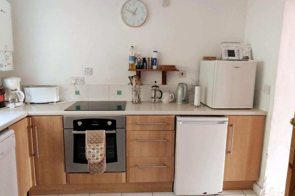 Welsh Holiday Home Sleeps 5 Close To Beaches & Mountains Nantlle Exteriér fotografie