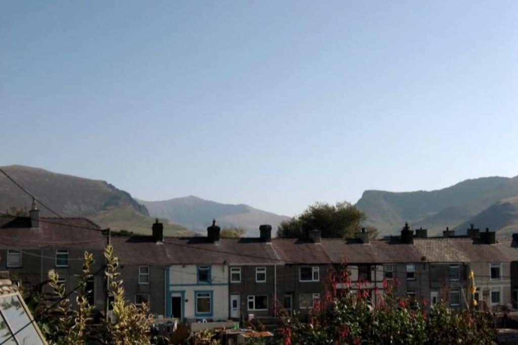 Welsh Holiday Home Sleeps 5 Close To Beaches & Mountains Nantlle Exteriér fotografie