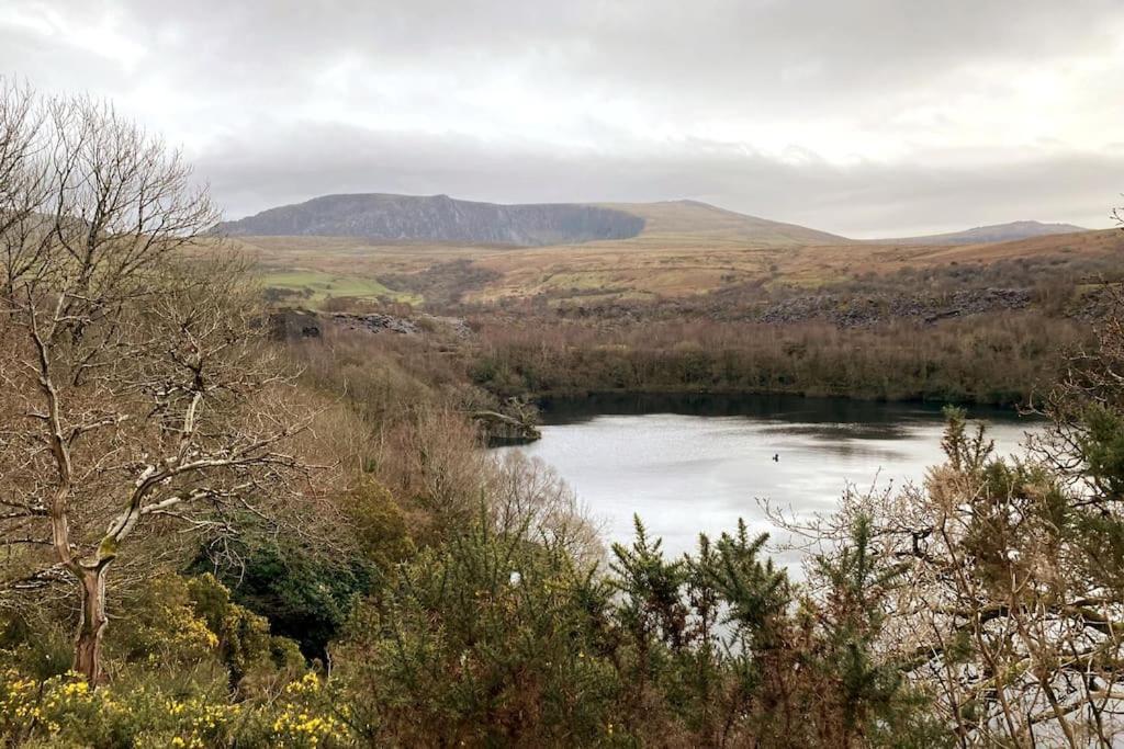 Welsh Holiday Home Sleeps 5 Close To Beaches & Mountains Nantlle Exteriér fotografie